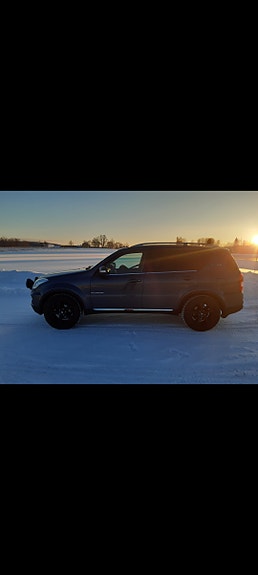 SsangYong Rexton 2 of 5
