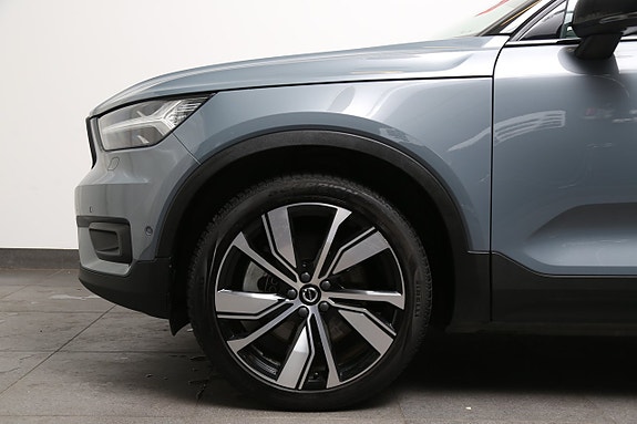 Volvo XC40 5 of 5