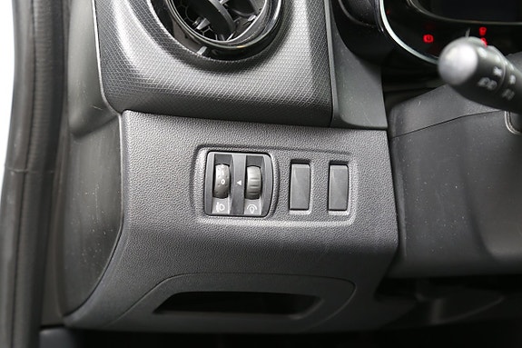 Renault Clio 11 of 24