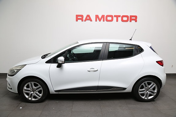 Renault Clio 2 of 5