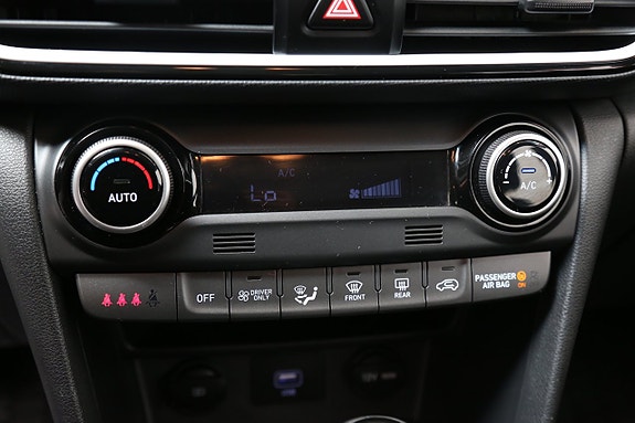 Hyundai Kona 22 of 29