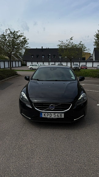 Volvo V40 3 of 5