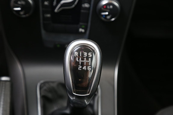 Volvo V40 16 of 23