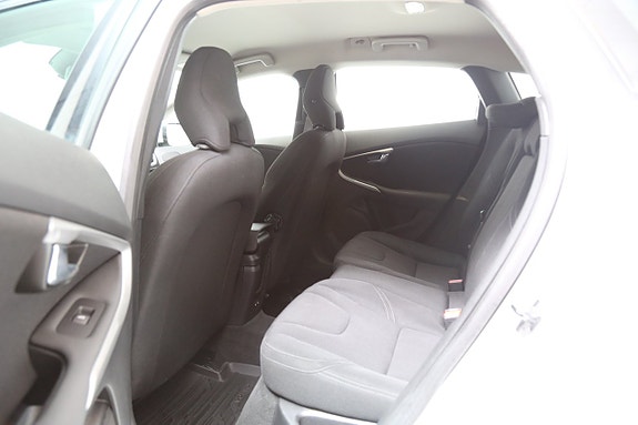 Volvo V40 20 of 23