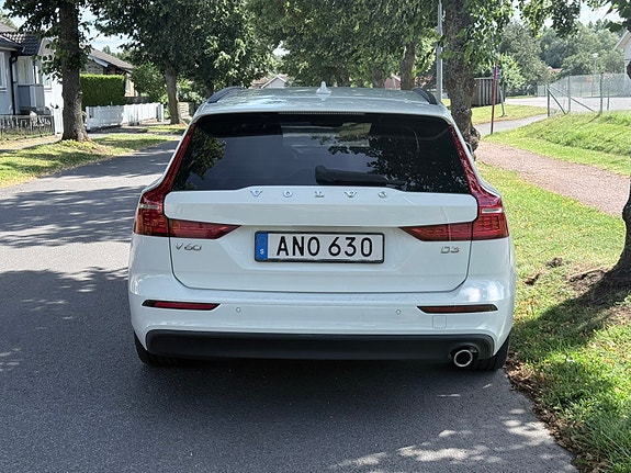 Volvo V60 4 of 8