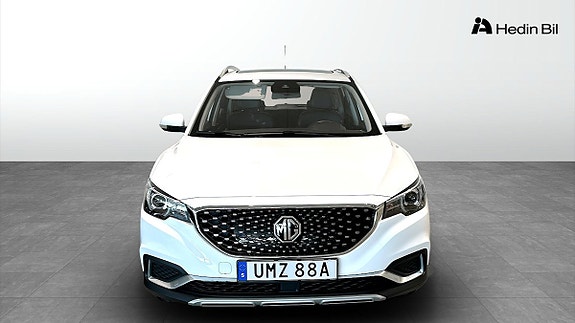 MG ZS 2 of 5