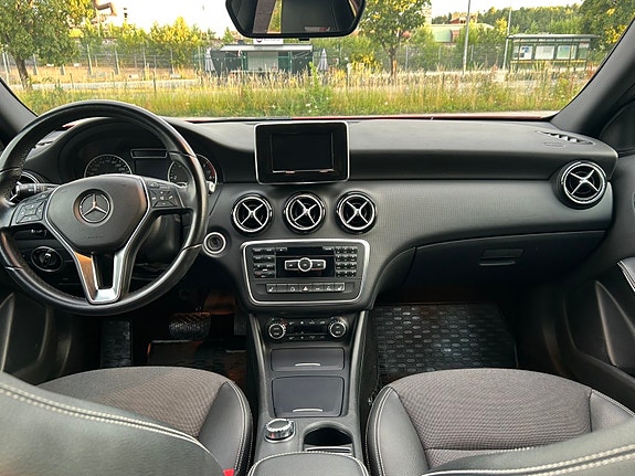 Mercedes-Benz A180 7 of 10