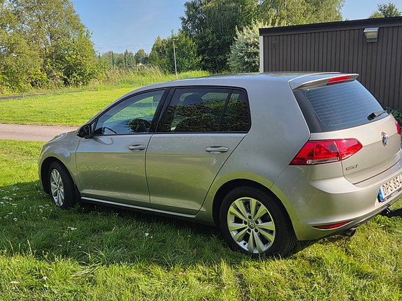 Volkswagen Golf VII 3 of 5
