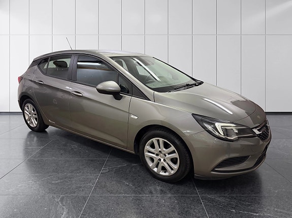Opel Astra 5 of 5
