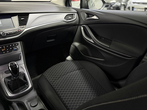 Opel Astra 14 of 16