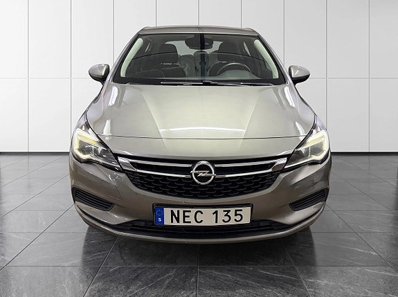 Opel Astra 2 of 5