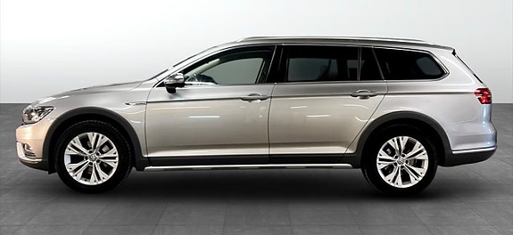 Volkswagen Passat Alltrack 8 of 8