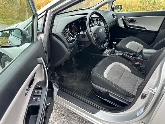 Kia Ceed 4 of 5