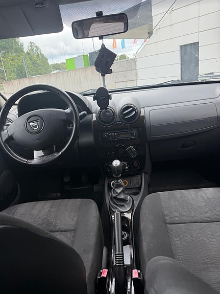 Dacia Duster 7 of 8