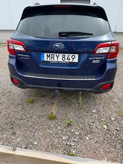 Subaru Outback 4 of 5