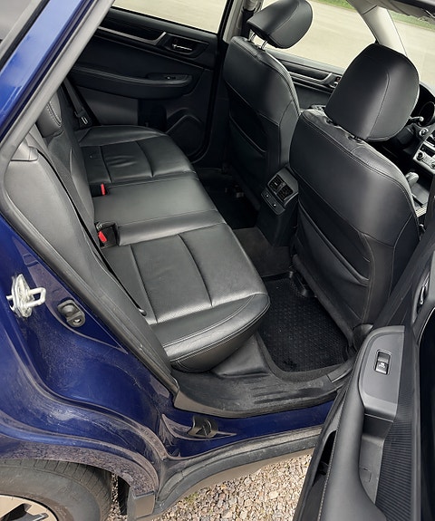 Subaru Outback 8 of 8