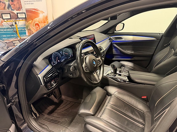BMW 530i 14 of 30