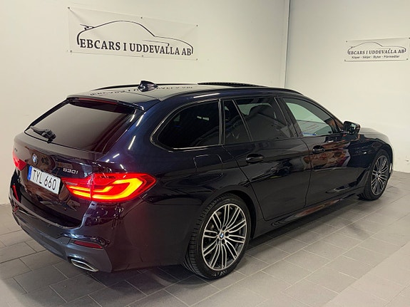 BMW 530i 4 of 5
