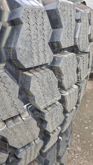 Nya Michelin snoplus 20.5R25 på nya L60 fälgar