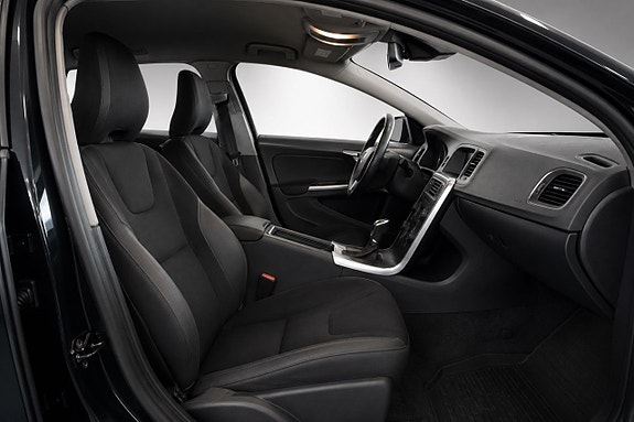Volvo S60 10 of 20