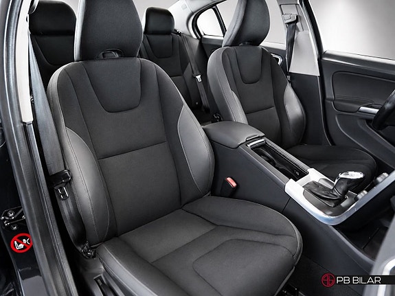 Volvo S60 11 of 20
