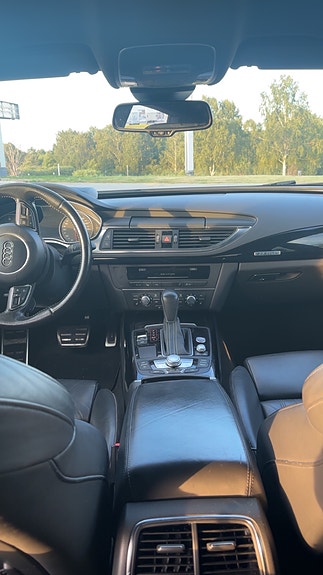 Audi A7 4 of 5
