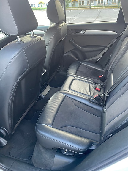 Audi Q5 12 of 18