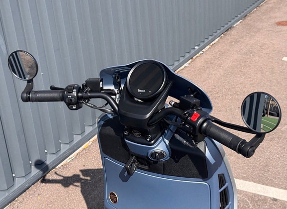 Vespa GTV Officina 8 2 of 7