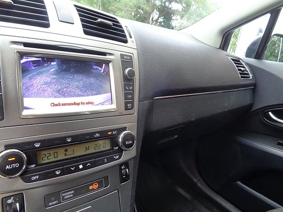 Toyota Avensis 16 of 30