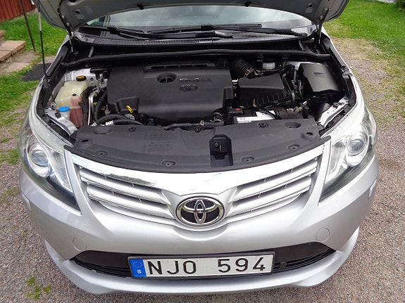 Toyota Avensis 23 of 30