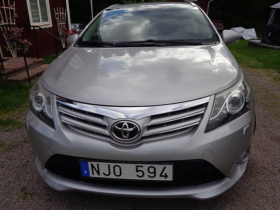 Toyota Avensis 5 of 30