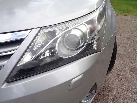 Toyota Avensis 12 of 30