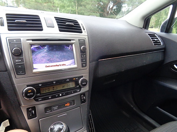 Toyota Avensis 21 of 30