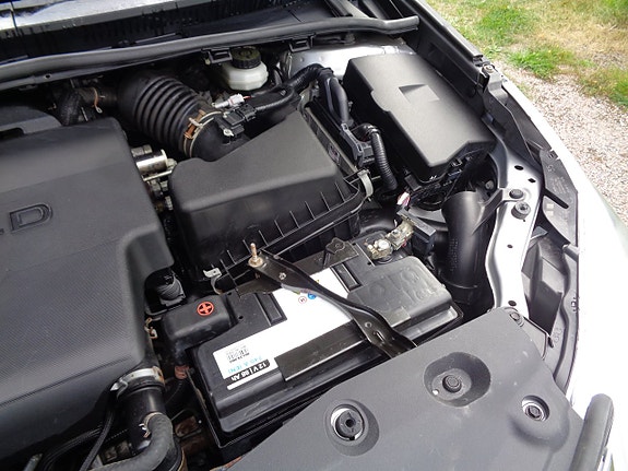 Toyota Avensis 26 of 30