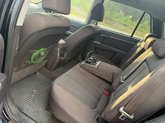 Hyundai Santa Fe 7 of 11