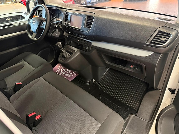 Toyota Proace Verso 18 of 24