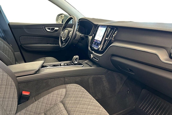 Volvo XC60 19 of 30