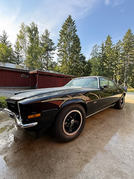 Chevrolet Camaro 4 of 5