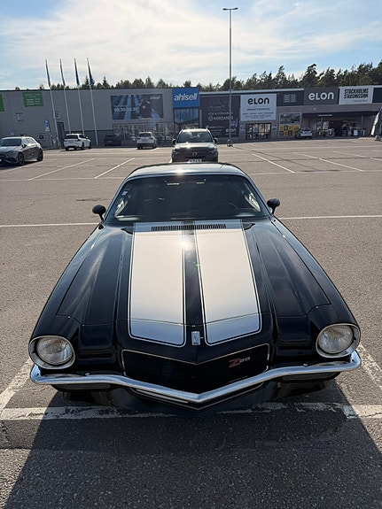 Chevrolet Camaro 8 of 30