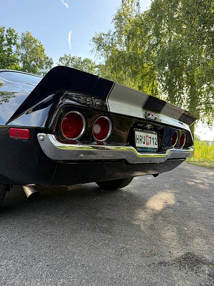 Chevrolet Camaro 12 of 30
