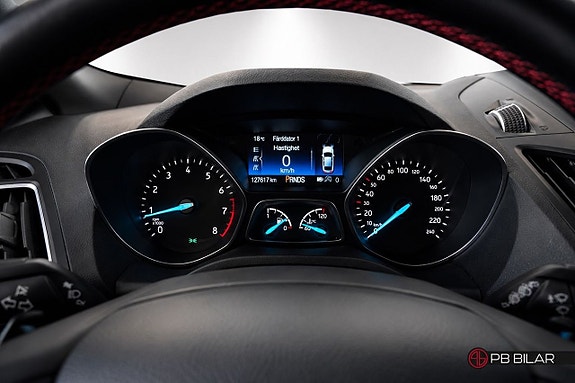 Ford Kuga 19 of 28