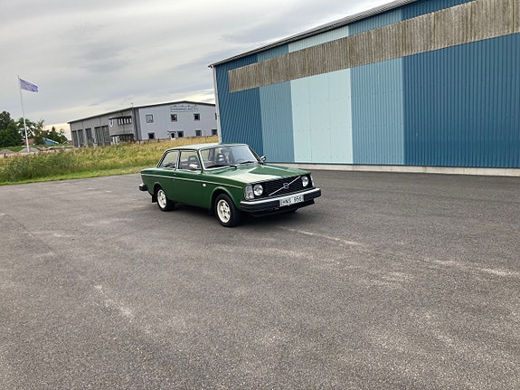 Volvo 242 3 of 5