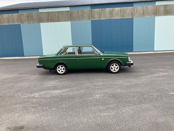 Volvo 242 4 of 5