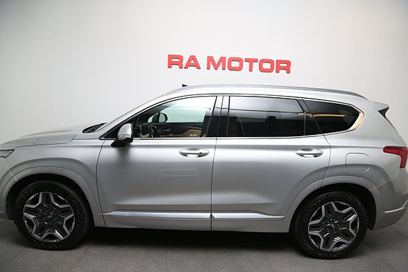 Hyundai Santa Fe 2 of 30