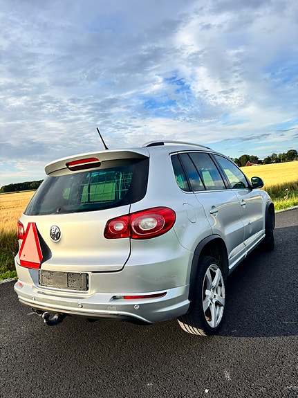 Volkswagen Tiguan 5 of 20
