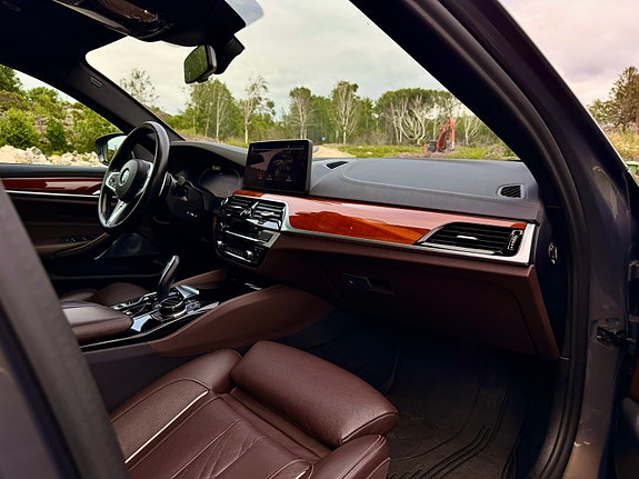 BMW 540d 28 of 30