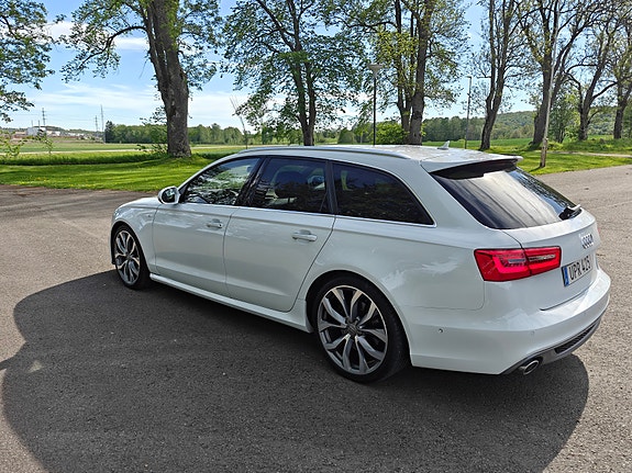Audi A6 2 of 5