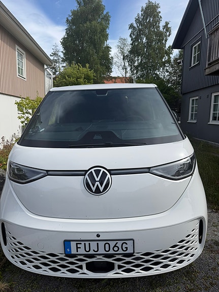 Volkswagen ID. Buzz 2 of 6
