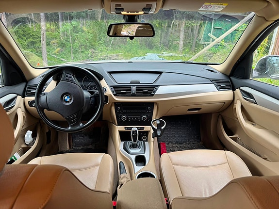 BMW X1 3 of 5