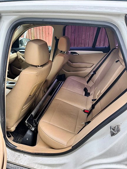 BMW X1 6 of 6